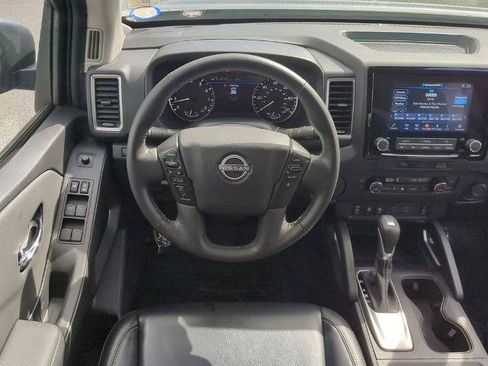 Certified 2024 Nissan Frontier SL w/ Technology Package RWD image 16