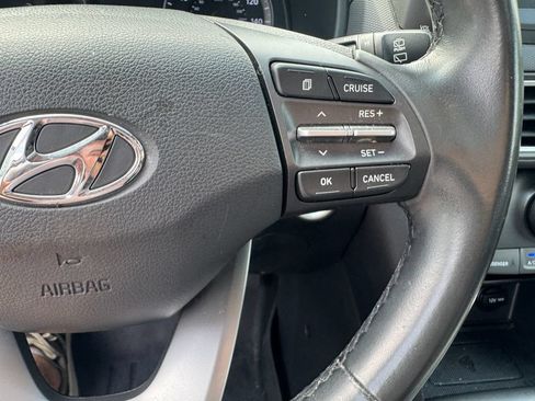 Used 2021 Hyundai Kona SEL Plus AWD/4WD image 24