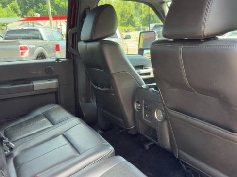 Used 2011 Ford F250 Lariat w/ Lariat Ultimate Pkg AWD/4WD image 11