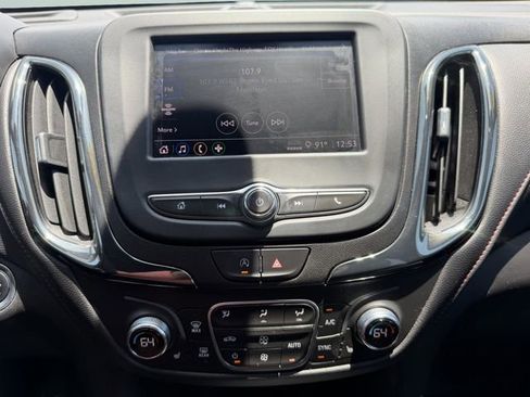 Used 2024 Chevrolet Equinox RS FWD image 23