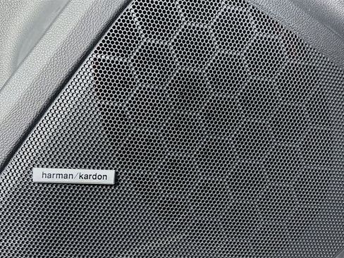 New 2025 Subaru Crosstrek 2.5i Limited w/ Crosstrek Mirror Package image 18