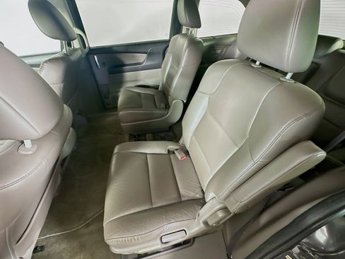 Used 2015 Honda Odyssey Touring image 27