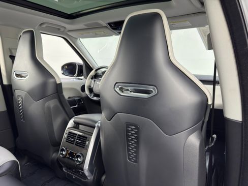 Used 2022 Land Rover Range Rover Sport SVR Carbon Edition image 42