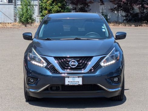 Used 2018 Nissan Murano S image 8