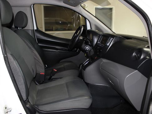 Used 2021 Nissan NV200 S FWD image 17