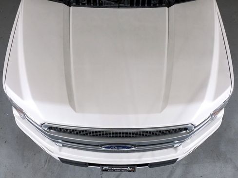 Used 2018 Ford F150 Platinum w/ Equipment Group 701A Luxury image 40