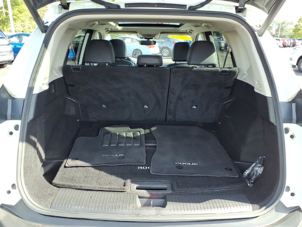 Certified 2023 Nissan Rogue SL w/ SL Premium Package AWD/4WD image 13