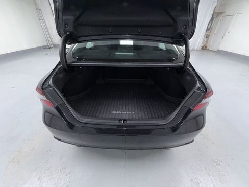 Certified 2023 Toyota Camry SE w/ Cold Weather Package FWD image 18