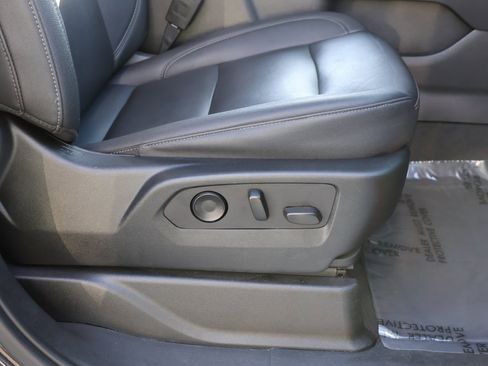 Used 2023 Chevrolet Tahoe Z71 image 10