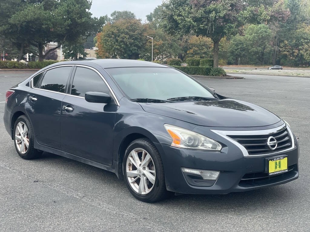 Used 2014 Nissan Altima 2.5 SV FWD image 1