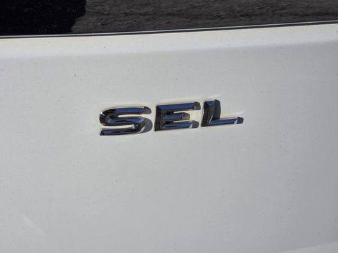 Used 2019 Volkswagen Atlas SEL Premium image 7