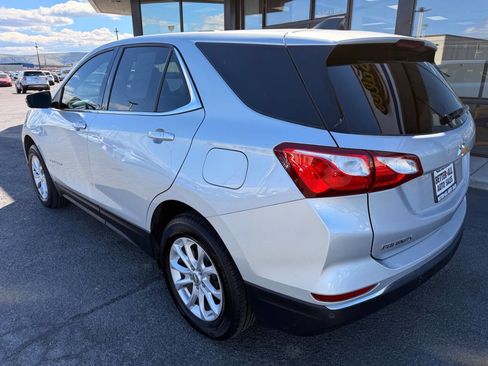 Used 2018 Chevrolet Equinox LT AWD/4WD image 3