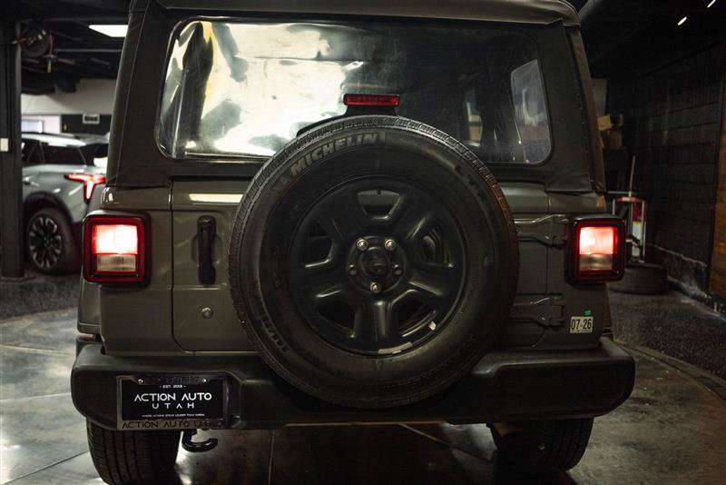 Used 2023 Jeep Wrangler Unlimited Sport AWD/4WD image 6