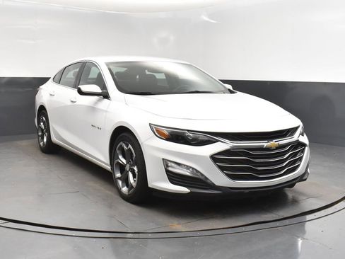Used 2020 Chevrolet Malibu LT image 9