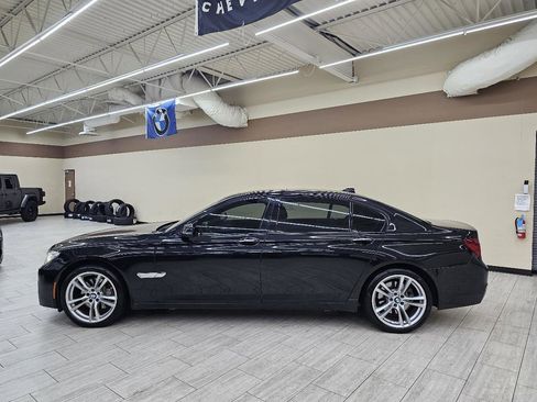 Used 2015 BMW 740Li image 9