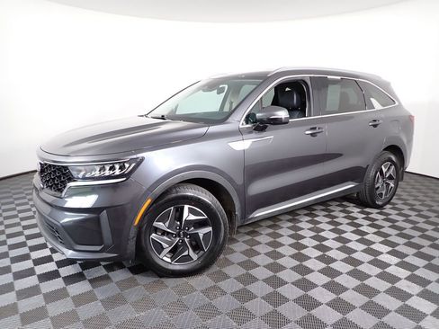 Used 2021 Kia Sorento S FWD image 11