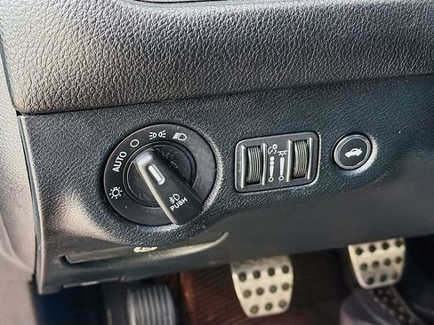 Used 2018 Dodge Challenger R/T w/ Blacktop Package image 23