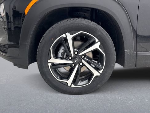 Used 2023 Chevrolet TrailBlazer RS w/ Convenience Package image 12