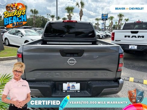 Used 2025 Nissan Frontier SV w/ SV Convenience Package RWD image 6