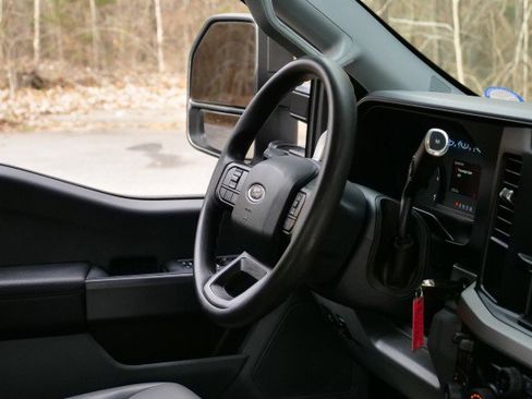 Used 2023 Ford F450 XLT w/ XLT Value Package image 38