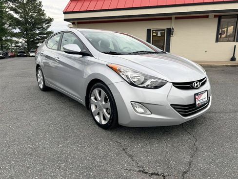 Used 2013 Hyundai Elantra Limited FWD image 3