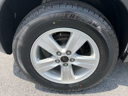 Used 2019 Chevrolet Trax LT FWD image 13