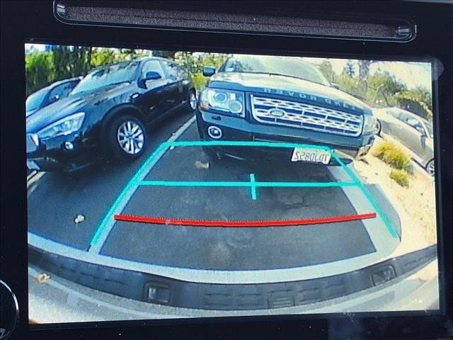 Used 2016 Toyota Tacoma TRD Sport w/ Towing Package RWD image 11