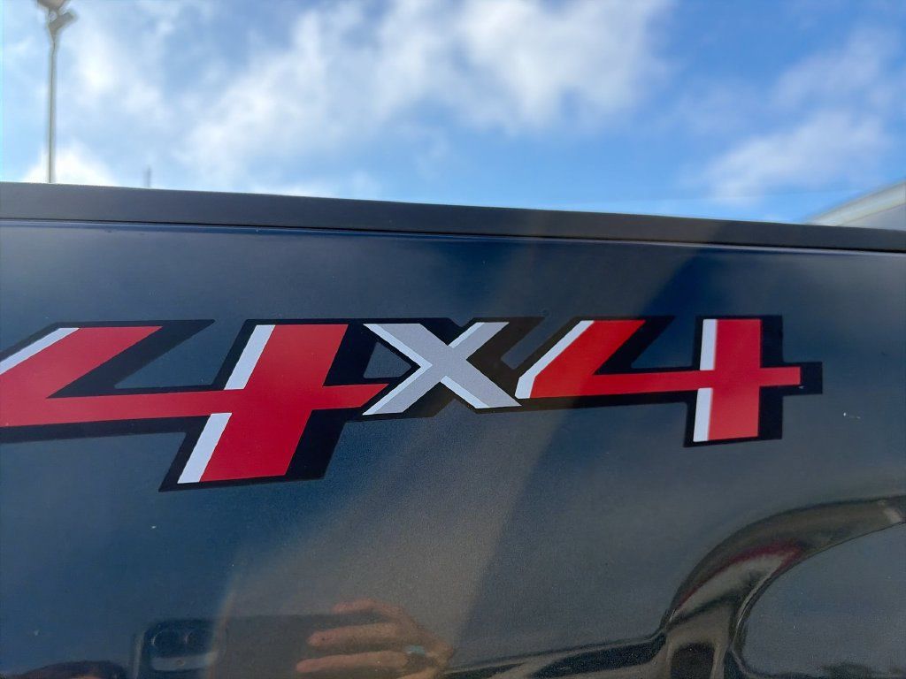 Used 2018 Chevrolet Silverado 2500 LTZ w/ Duramax Plus Package AWD/4WD image 14