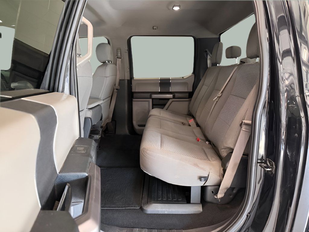 Used 2019 Ford F250 XLT AWD/4WD image 14
