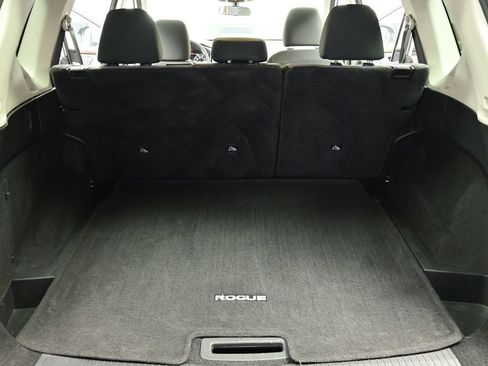 Used 2023 Nissan Rogue SV image 19