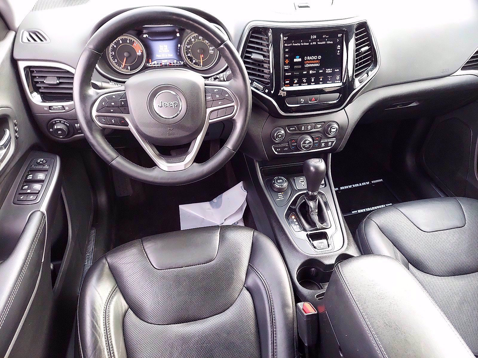 Used 2019 Jeep Cherokee Limited AWD/4WD image 12