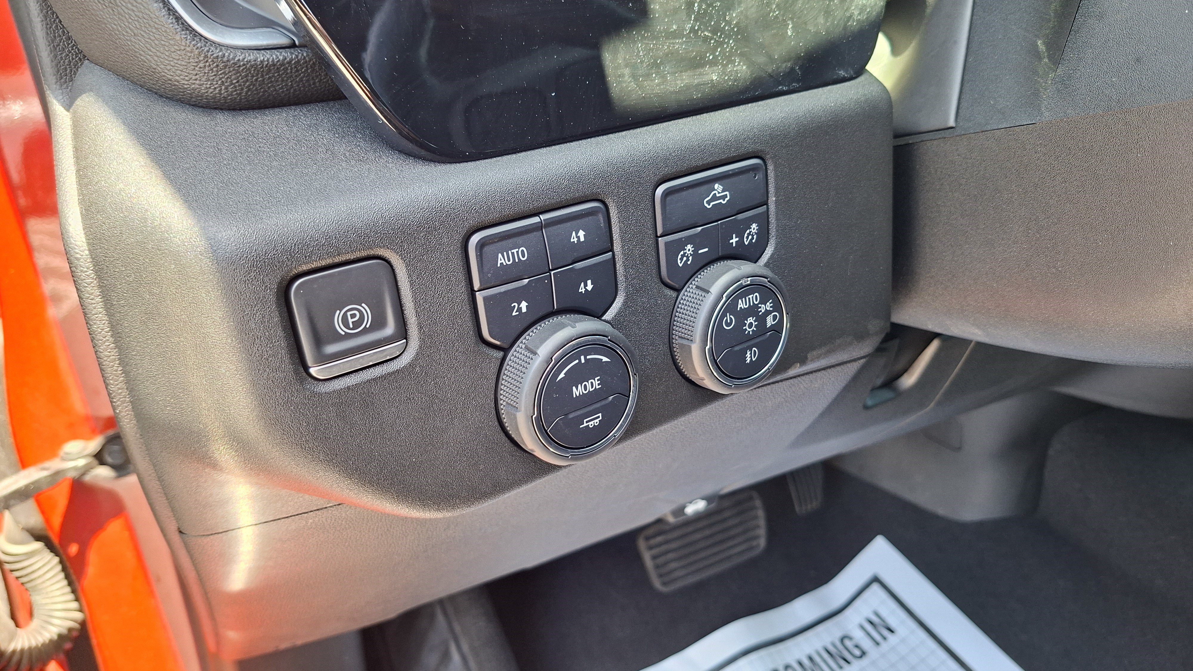 Used 2023 Chevrolet Silverado 1500 RST AWD/4WD image 10