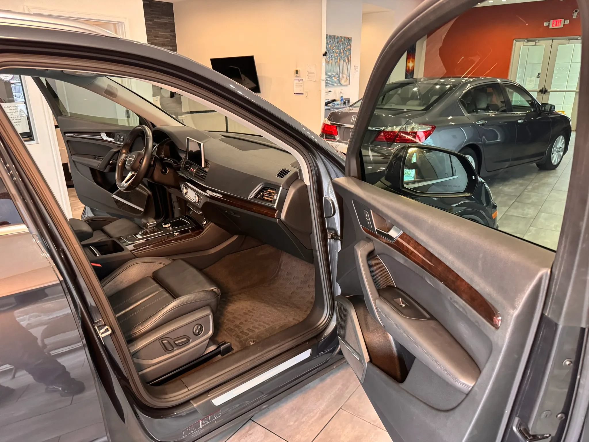 Used 2019 Audi Q5 2.0T Premium Plus AWD/4WD image 46