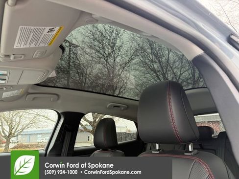 Used 2025 Ford Mustang Mach-E Premium w/ Sport Appearance Package image 35