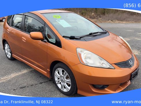 Used 2009 Honda Fit Sport image 2