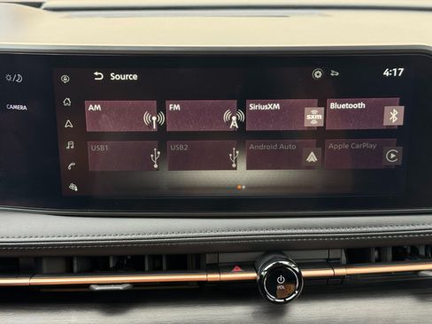 Used 2025 Nissan Ariya FWD image 23