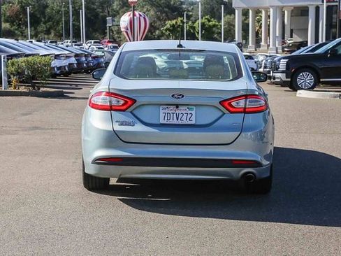 Used 2014 Ford Fusion Energi SE FWD image 4