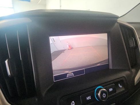 Used 2024 GMC Terrain SLE AWD/4WD image 27
