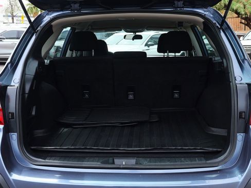 Used 2018 Subaru Outback 2.5i image 25