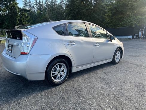 Used 2010 Toyota Prius FWD image 5
