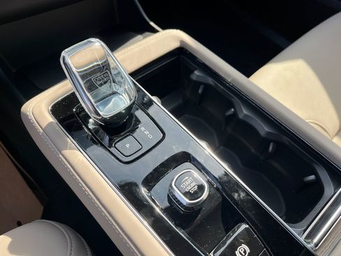 New 2026 Volvo XC90 B6 Plus w/ Protection Package Premier image 18