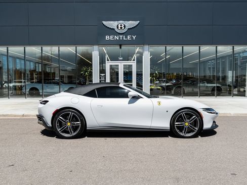Used 2024 Ferrari Roma Spider RWD image 14