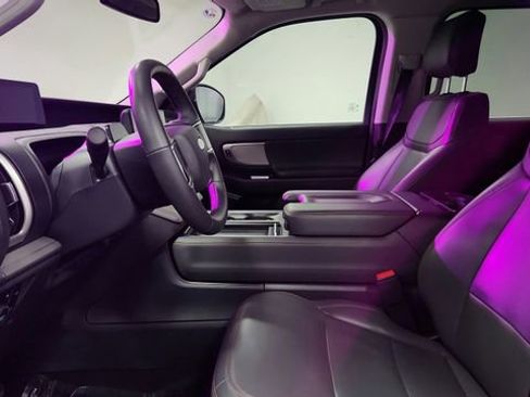 Certified 2025 Ford Expedition Max Active image 9