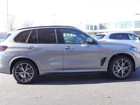 New 2026 BMW X5 sDrive40i w/ M Sport Package image 6