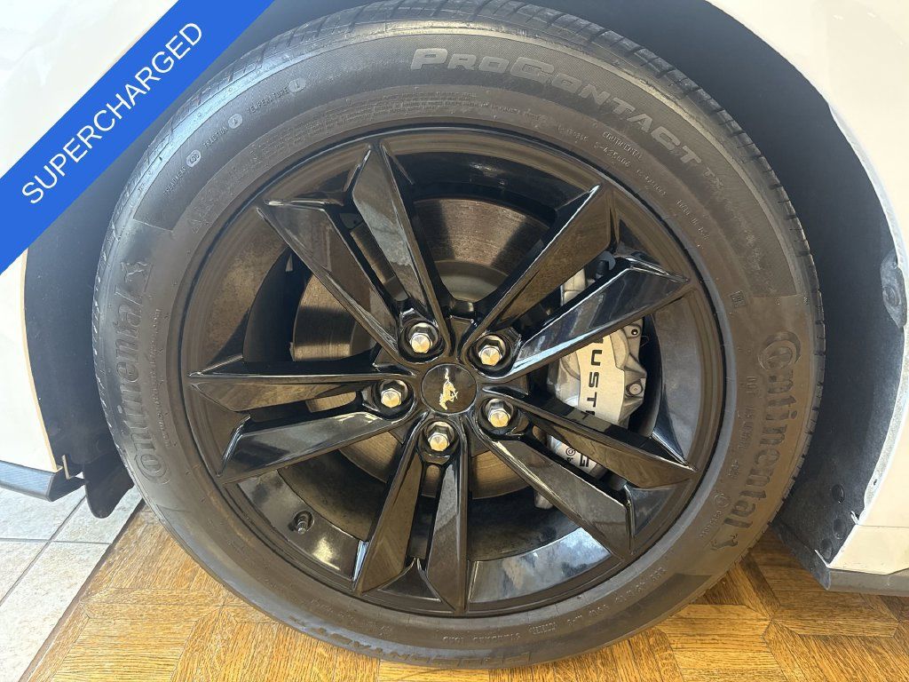 Used 2024 Ford Mustang GT RWD image 7