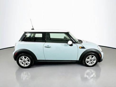 Used 2013 MINI Cooper Hardtop image 4