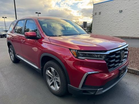 Certified 2023 Honda Pilot EX-L image 2