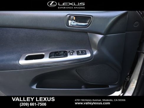 Used 2006 Toyota Camry SE image 16