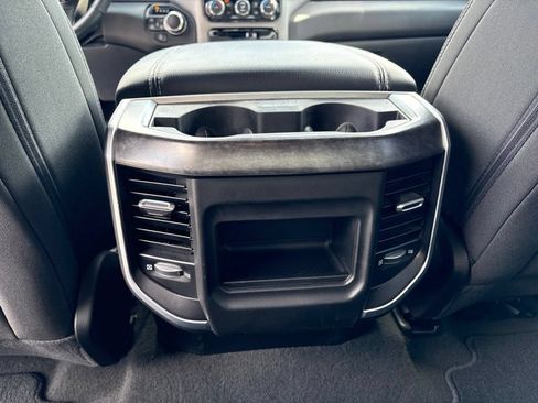 Used 2022 RAM 1500 Big Horn AWD/4WD image 18