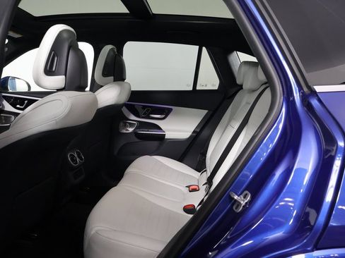 Certified 2023 Mercedes-Benz GLC 300 image 11